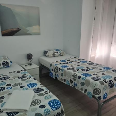 White House Alicante Room photo