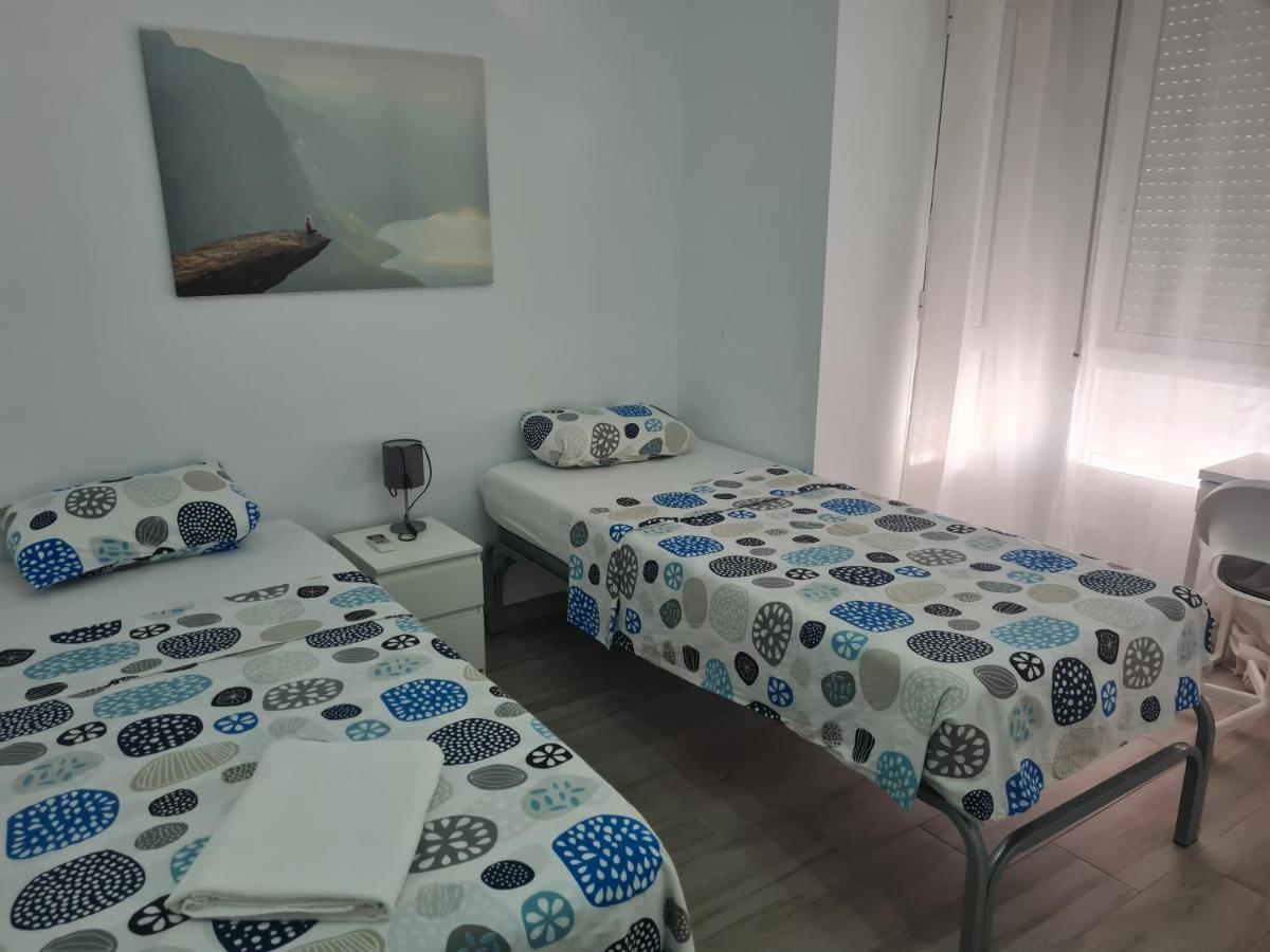 White House Alicante Room photo